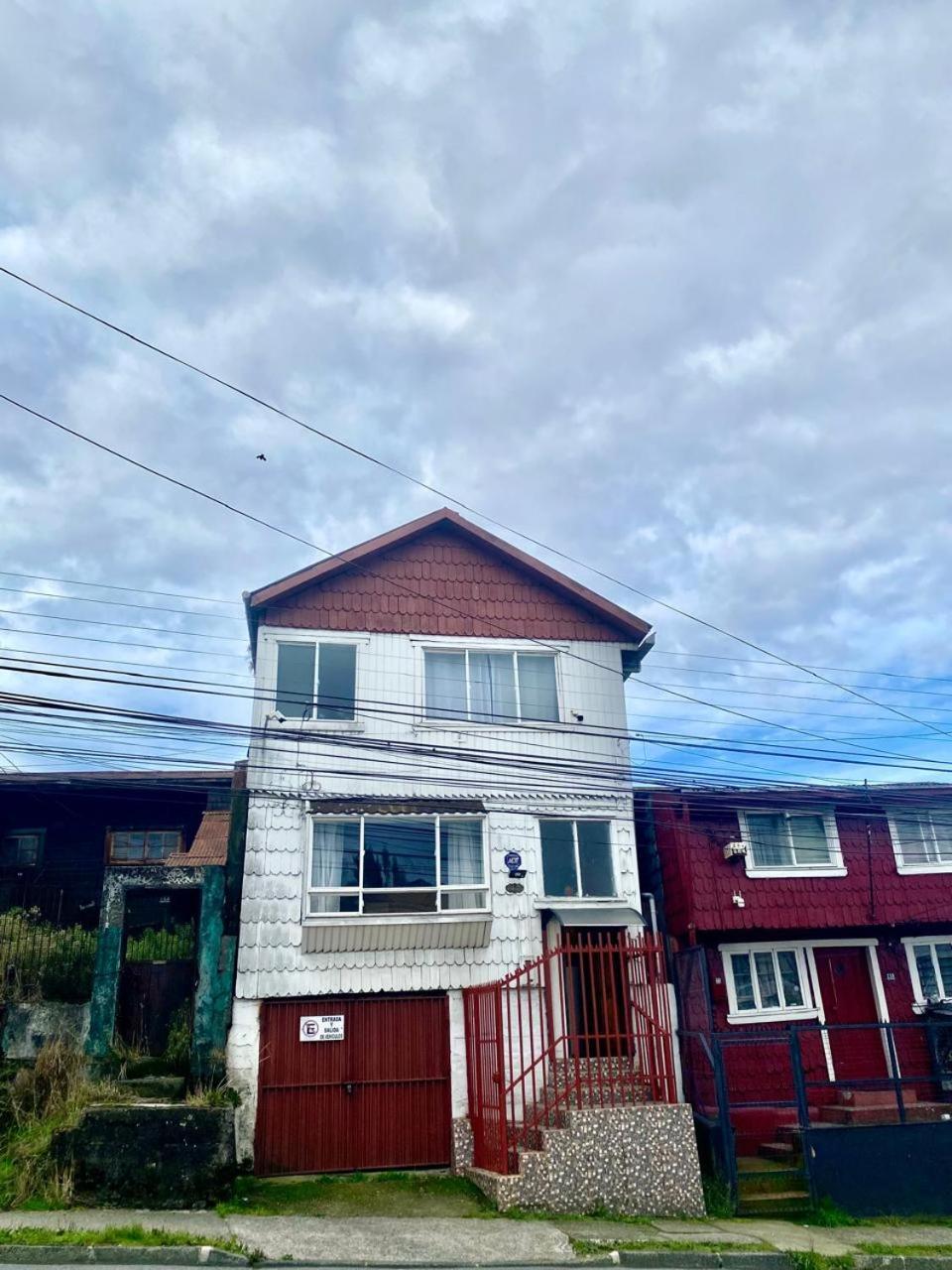 Hospedaje Familiar Glady'S House Puerto Montt Buitenkant foto